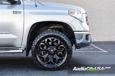20 Fuel Wheels Assault D576 With Gloss Black Rims For A 2016 Toyota