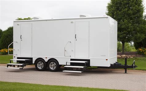 20ft. SIGNATURE | Biffs Inc. Portable Restrooms & Luxury Restroom Trailers
