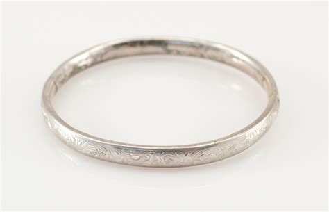 Solid Silver Vintage Etched Hinged Bangle Sterling Bracelet G