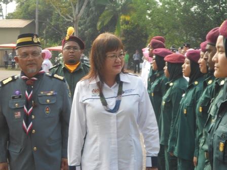 Asia e university congratulations datuk dr mary yap she will be one of the graduands during aeu s 6th convocation on october 2016 facebook. 16 | October | 2014 | PENGAKAP YUSOFALHAJ