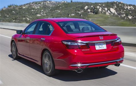 2017 Honda Accord Hybrid Sport Changes Features Price