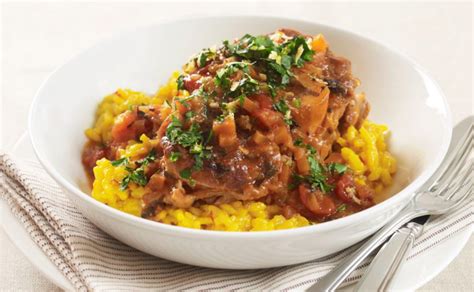 During cooking, if necessary add a few tablespoons of broth. Osso Buco - Classic Milan, Italy (Milanese) Cuisine