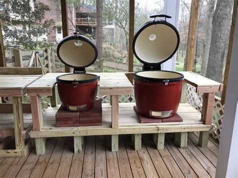 Well, it uses the ancient practices of the design—thick walls and an egg shape—to help lock in that can help give some kamado maintenance tips and tricks. Pin by apreizer on Kamado grill table in 2020 | Grill ...