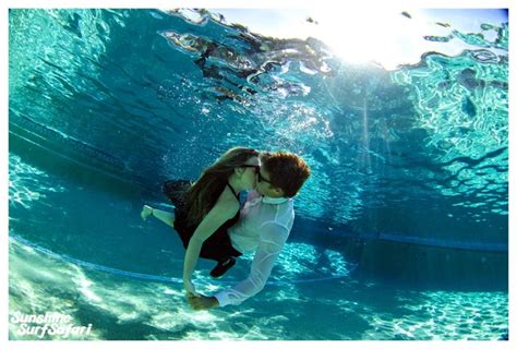 Underwater Couple Shoot Underwater Kiss Underwater Photography