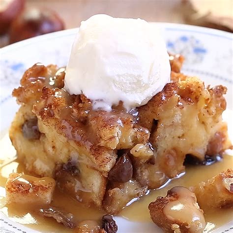Serve the sauce warm over the bread pudding. Yard House Bread Pudding Recipe - Yard House Takeout ...