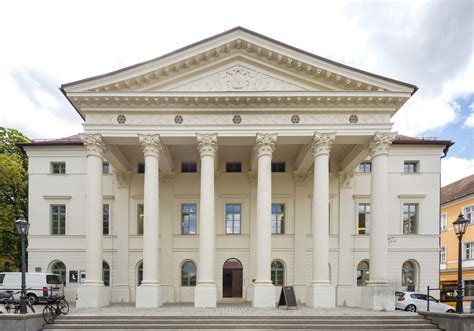 Permanent exhibition haus der geschichte. Haus der Musik mit Kinder- und Jugendtheater der Stadt ...