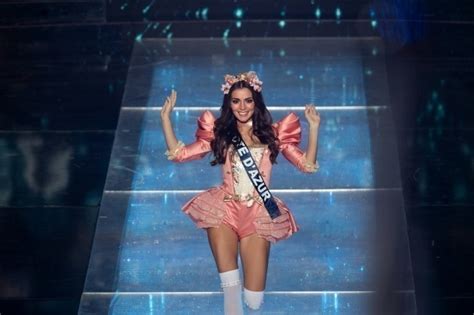 Miss provence miss cote d'azur. Miss Normandie, Amandine Petit, est élue Miss France 2021 ...