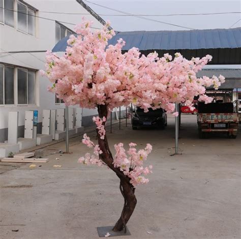 China Realistic Fake Cherry Blossom Tree Suppliers Manufacturers