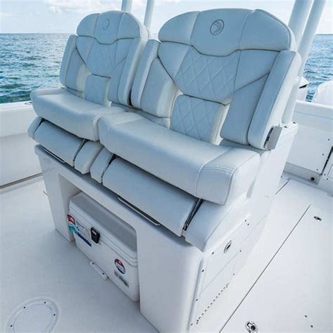 280cc Deluxe Helm Seats W Armrests And Bolsters Center Console Boats
