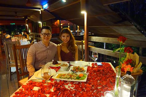 Everything on the menu seems delicious!!!!! Romantic Dinner in KL - Tamarind Springs | J & D Learn to Blog