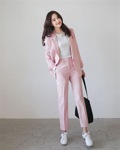 Pin By Fashion Influencer On Working Outfit Smart Casual Fashion