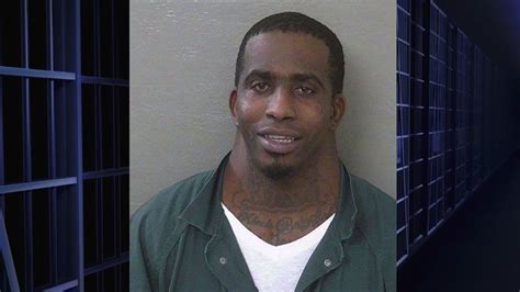 Charles McDowell S Florida Mugshot With Large Neck Goes Viral Abc11