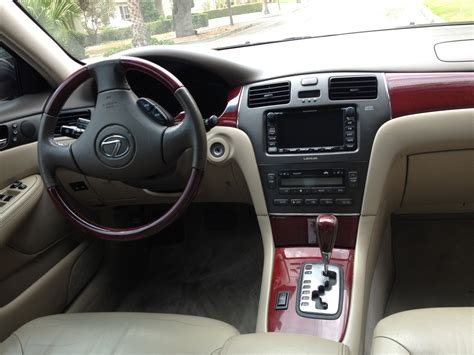 Learn how it drives and what features set the 2002 lexus es300 apart the 2002 lexus es 300 range of configurations is currently priced from $5,995. 2002 Lexus ES 300 - Interior Pictures - CarGurus