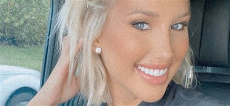 savannah chrisley in bedroom daisy dukes is such a knockout