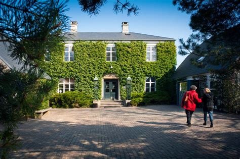 Get our best tips by email!x thinking of going on a day trip from copenhagen? Louisiana Museum of Modern Art - Wikipedia