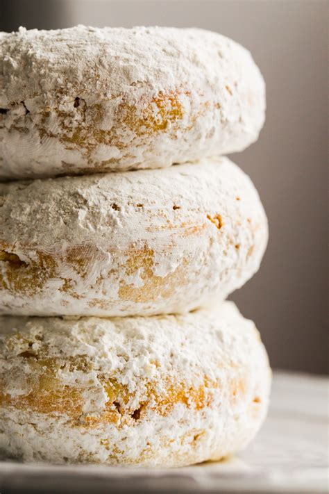 Fluffy Amazing Vegan Powdered Donuts