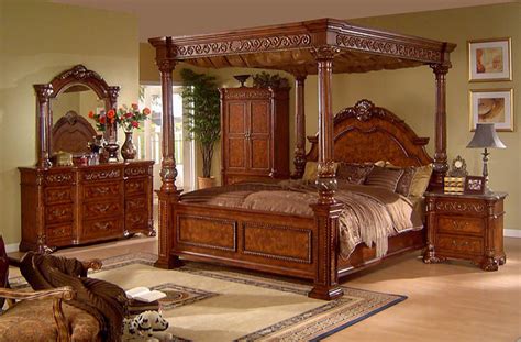 A queen canopy bedroom set brings a touch of privacy and while queen canopy bedroom sets once conjured images of medieval royalty these days they are versatile enough king size canopy bed king canopy bed south coast california. California King Canopy Bedroom Sets — Ideas Roni Young ...