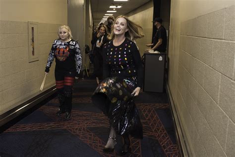 go go s belinda carlisle on her rock and roll hall of fame fashion look wwd