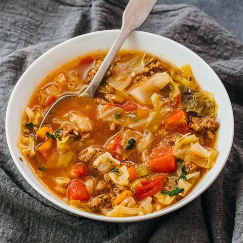 The cabbage soup diet requires you eat large amounts of cabbage soup for a week. Keto Cabbage Soup with Ground Beef - Savory Tooth