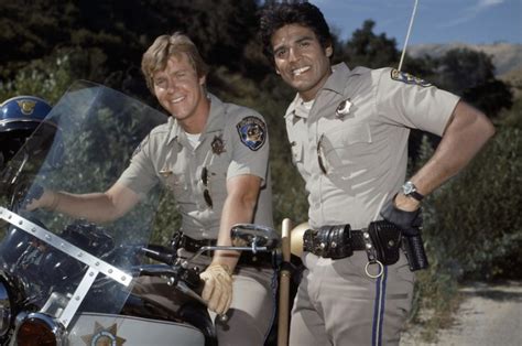 A group of undergraduate students who dare to test the urban legend that anyone who crosses a ghostly there are many scenes especially when they visit the bridge and the events after it which are scary, so horror genre loving people can give this a try. CHiPs: CHP Rescue Dog From San Francisco Bridge, Name Him ...
