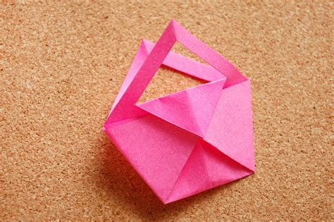 Traditionally, cummerbunds are made of silk. How to Make an Origami Tote Bag: 14 Steps (with Pictures)