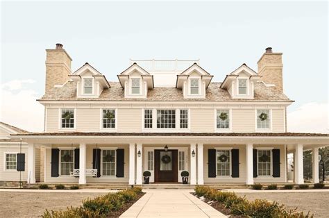 Benjamin moore's advance is a premium quality, waterborne alkyd enamel that delivers the desired flow and leveling characteristics of conventional alkyd paint. Finding the Perfect Exterior Paint Color | House exterior ...
