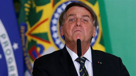 Sobre o voto impresso, lira já prometeu aos aliados analisar a bobagem da pec, no entanto, a proposta deverá ser abortada ainda na comissão especial, como indica a maioria dos partidos que. Sem provas, Bolsonaro diz que Barroso articula contra voto ...