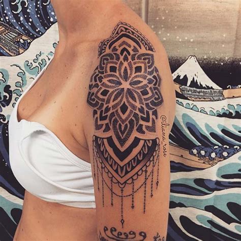 Back of the shoulder tattoos for women are stylish and will look great on everyone. 41 Most Beautiful Shoulder Tattoos for Women | StayGlam
