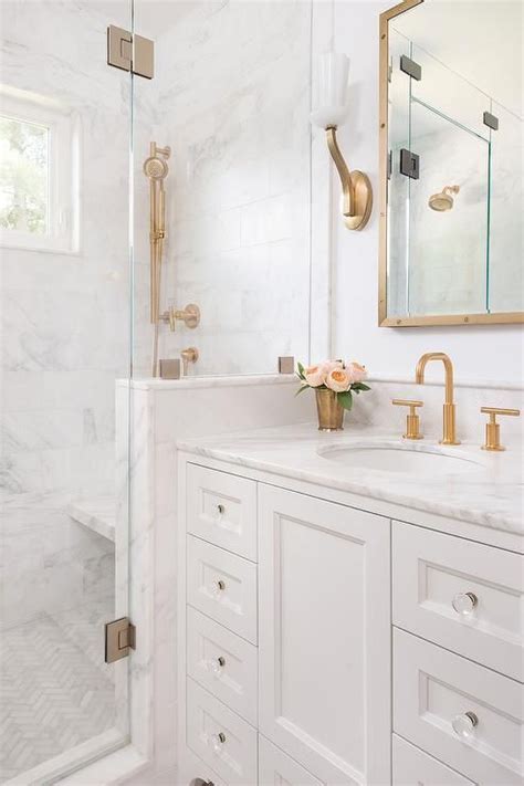 Designs direct gold and white stripes 34 x 21 bath mat. 185bcd0331040cb0e090876df7b29ae9 - DIYbunker