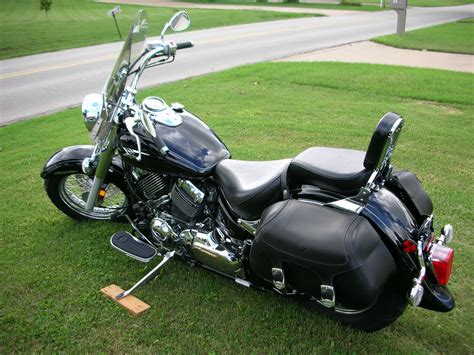 You want classic styling but you insist on reliability as well. 2007 Yamaha Silverado V-Star 650 | Honda Shadow 750 ...