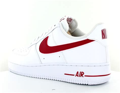 Nike Air Force 1 07 Se Rougechaussure Nike Air Force 1 07 Se Rouge