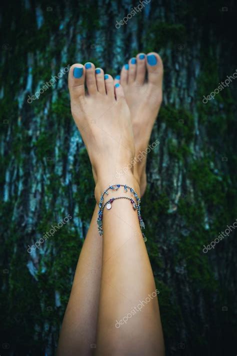 Barefoot Fashion — Stock Photo © Cokacoka 81220266