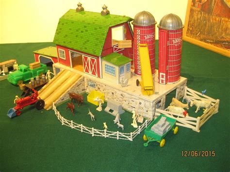 175followerthelittletoybarn(7764thelittletoybarn hat einen bewertungspunktestand von 7764) 100.0%thelittletoybarn hat 100% positive bewertungen. Marx Sears Happi Time Platform Barn Farm Set With ...
