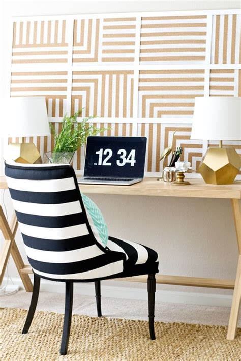 A corkboard could be hanging in your kitchen, bedroom, home office, and anywhere else. Cork boards: A great idea for our workplace. - becoration