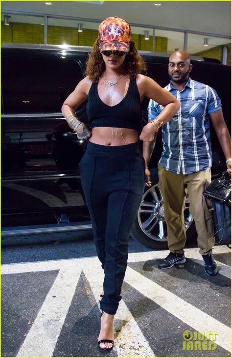 Rihanna Displays Her Amazing Body After Her Barbados Vacation Rihanna
