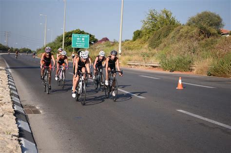 פרופילים של ילדים כוללים בקרת הורים באמצעות קוד אישי, שמאפשרת להגביל את התכנים שיופיעו בפרופיל לפי סיווג צפייה ולחסום כותרים ספציפיים שאינך רוצה שהילדים יראו. טריאתלון ילדים נס ציונה 19 - איגוד הטריאתלון הישראלי