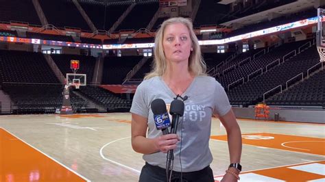 Kellie Harper On How Lady Vols Basketball Offense Can Improve