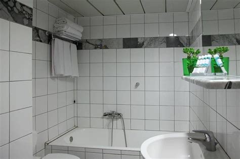 Dorian inn hotel, is a well organised 3* hotel in the center of athens in omonoia district. Family Room - Dorian Inn Hotel Omonia Athens City Centre ...