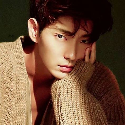 Lee Joon Gi Has A Lot Of Dating Rumors What Is His Ideal