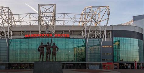 Manchester United Considering All Options For Old Trafford Revamp