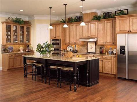 Kitchen Island Color Ideas With Oak Cabinets Image To U