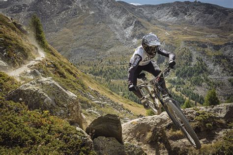 Enduro Mountain Bike Racing Understanding The Sport And Watching The