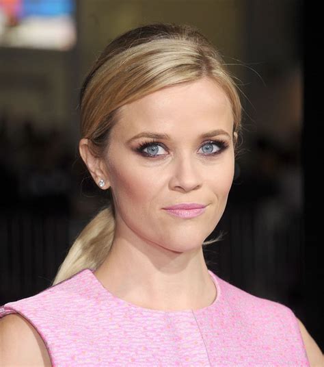 Reese Witherspoon Best Celebrity Beauty Looks Of The Week Dec POPSUGAR Beauty Photo