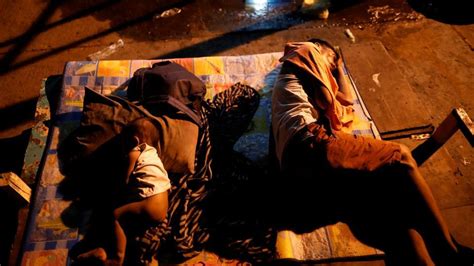 Photos Night In Philippine Slum Revives Spectre Of Dutertes Drug War World News Photos