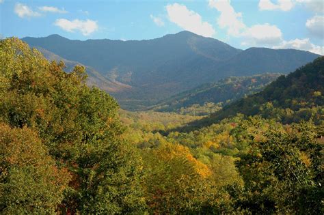 The Easiest Hikes In The Smoky Mountains For Families