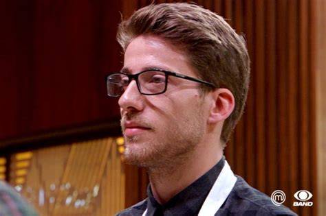 Twitter, by contrast, has permanently banned trump from its service and there is no trace of his account there. Roger é eliminado do "MasterChef" após preparar sobremesa ...