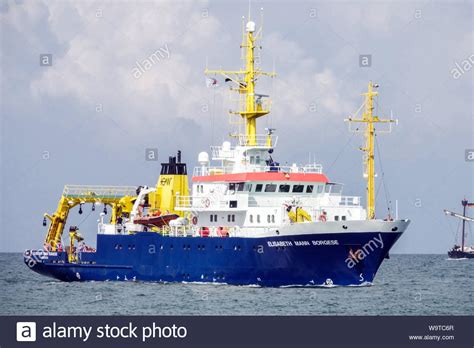 Ship High Resolution Stock Photography And Images Alamy