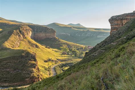 A Guide To The Golden Gate Highlands National Park In The Free State