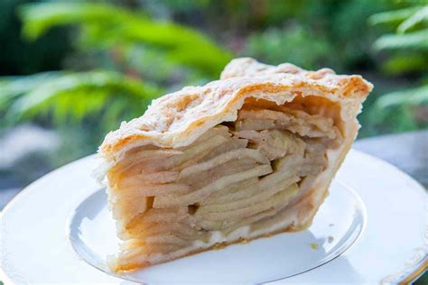 Mile High Deep Dish Apple Pie Recipe