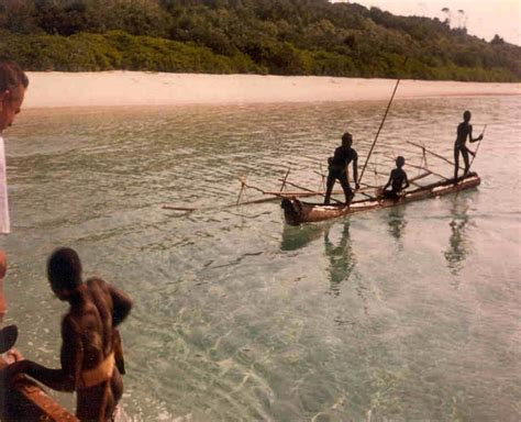The Sentinelese Who Are The Most Isolated Uncontacted Tribe On Earth Iflscience